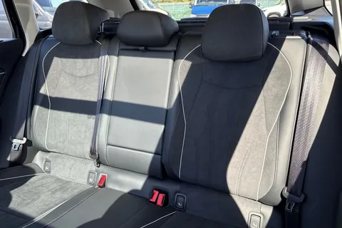 KS75JKZ Volkswagen Passat 1.5 TSI eHybrid Match 5dr DSG ⭐Tilting and sliding panoramic⭐ Thumbnail #20