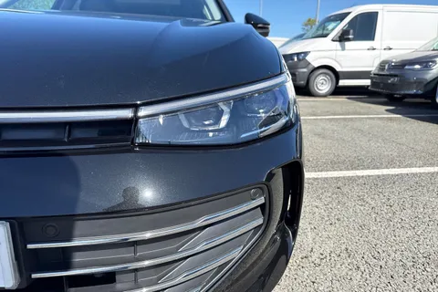 KS75JKZ Volkswagen Passat 1.5 TSI eHybrid Match 5dr DSG ⭐Tilting and sliding panoramic⭐ Thumbnail #33