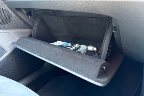 KS75JKZ Volkswagen Passat 1.5 TSI eHybrid Match 5dr DSG ⭐Tilting and sliding panoramic⭐ Thumbnail #48