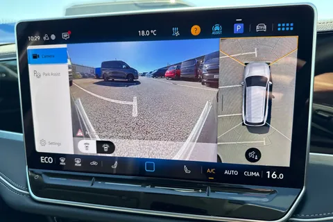 KS75JKZ Volkswagen Passat 1.5 TSI eHybrid Match 5dr DSG ⭐Tilting and sliding panoramic⭐ Thumbnail #53