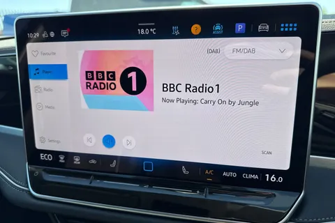 KS75JKZ Volkswagen Passat 1.5 TSI eHybrid Match 5dr DSG ⭐Tilting and sliding panoramic⭐ Thumbnail #56