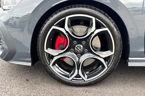 MV26UDD Volkswagen Golf 2.0 TSI 265 GTI 5dr DSG, DCC, PAN ROOF, 19' QUEENSTOWN ALLOYS Thumbnail #12