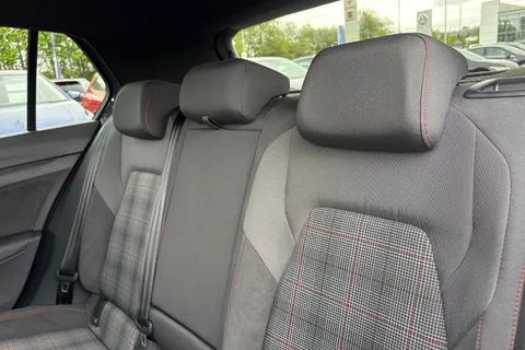 MV26UDD Volkswagen Golf 2.0 TSI 265 GTI 5dr DSG, DCC, PAN ROOF, 19' QUEENSTOWN ALLOYS Thumbnail #19
