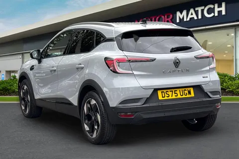 DS75UGW Renault Captur 1.8 E-TECH techno Auto Euro 6 (s/s) 5dr Thumbnail #3