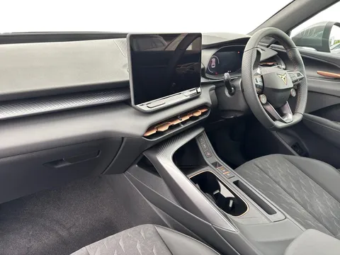  CUPRA Terramar 1.5 eTSI 150 V2 5dr DSG Thumbnail #8