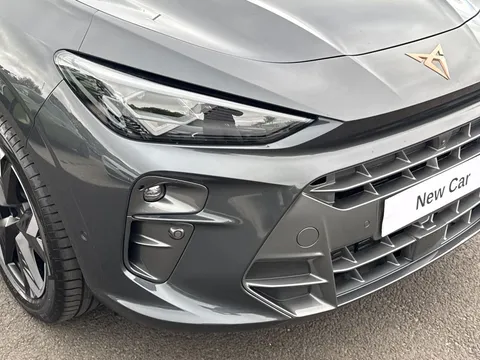  CUPRA Terramar 1.5 eTSI 150 V2 5dr DSG Thumbnail #16