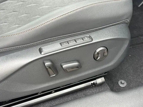  CUPRA Terramar 1.5 eTSI 150 V2 5dr DSG Thumbnail #36