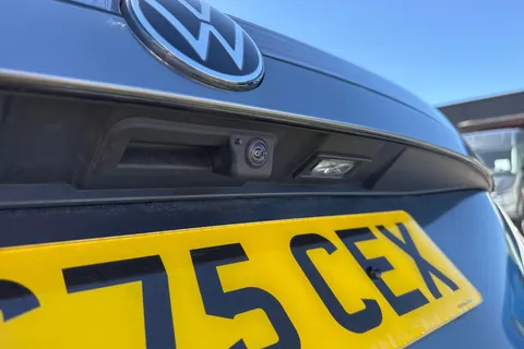 KS75CEX Volkswagen Passat 1.5 TSI eHybrid 272 Black Edition 5dr DSG Thumbnail #28