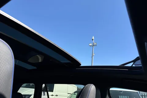 KS75CEX Volkswagen Passat 1.5 TSI eHybrid 272 Black Edition 5dr DSG Thumbnail #54