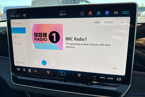 KS75CEX Volkswagen Passat 1.5 TSI eHybrid 272 Black Edition 5dr DSG Thumbnail #59