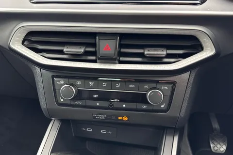 KW75SYG SEAT Arona 1.0 TSI 115 FR Black Edition 5dr Thumbnail #22