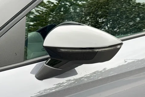 KW75SYG SEAT Arona 1.0 TSI 115 FR Black Edition 5dr Thumbnail #32