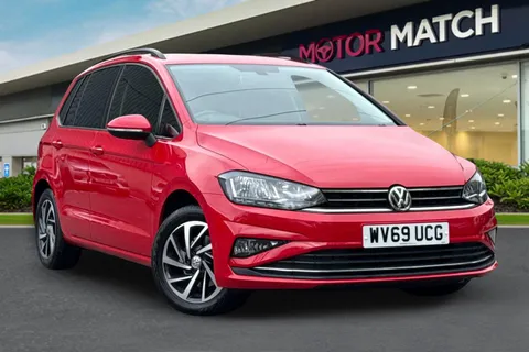 WV69UCG Volkswagen Golf SV 2.0 TDI Match DSG Euro 6 (s/s) 5dr Thumbnail #2