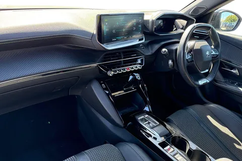 GF22HYU PEUGEOT e-2008 50kWh GT Auto 5dr (7kW Charger) Thumbnail #14