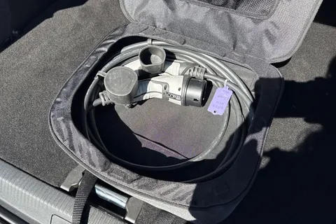 GF22HYU PEUGEOT e-2008 50kWh GT Auto 5dr (7kW Charger) Thumbnail #37