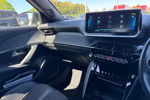 GF22HYU PEUGEOT e-2008 50kWh GT Auto 5dr (7kW Charger) Thumbnail #44