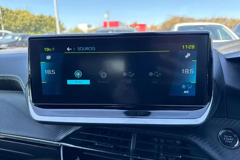 GF22HYU PEUGEOT e-2008 50kWh GT Auto 5dr (7kW Charger) Thumbnail #47