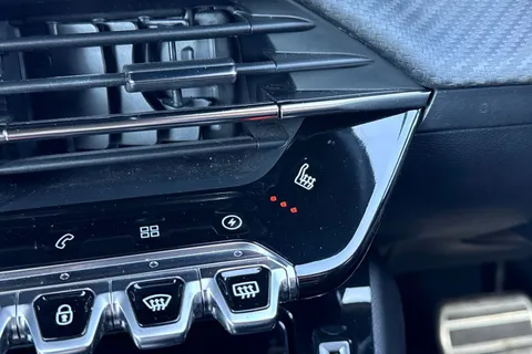 GF22HYU PEUGEOT e-2008 50kWh GT Auto 5dr (7kW Charger) Thumbnail #57