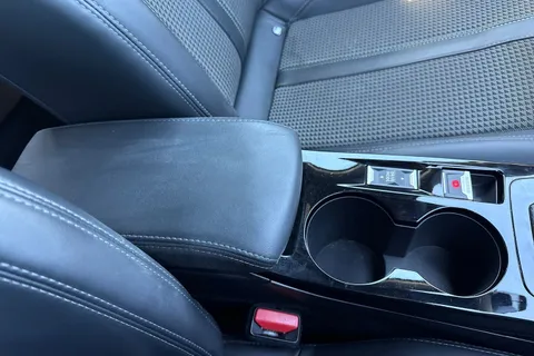 GF22HYU PEUGEOT e-2008 50kWh GT Auto 5dr (7kW Charger) Thumbnail #59