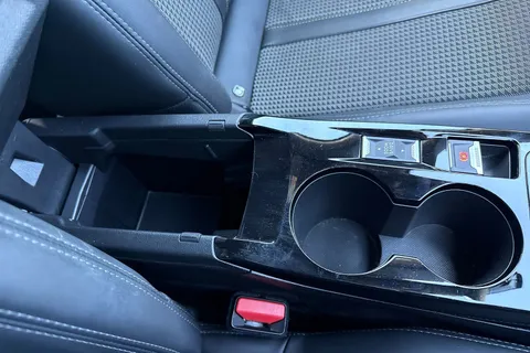 GF22HYU PEUGEOT e-2008 50kWh GT Auto 5dr (7kW Charger) Thumbnail #60