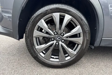DA23OUL Lexus Ux 2.0 250h F Sport Design E-CVT Euro 6 (s/s) 5dr Thumbnail #7