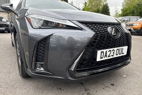 DA23OUL Lexus Ux 2.0 250h F Sport Design E-CVT Euro 6 (s/s) 5dr Thumbnail #17