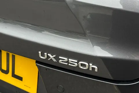 DA23OUL Lexus Ux 2.0 250h F Sport Design E-CVT Euro 6 (s/s) 5dr Thumbnail #27
