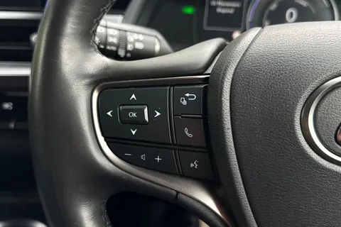 DA23OUL Lexus Ux 2.0 250h F Sport Design E-CVT Euro 6 (s/s) 5dr Thumbnail #37