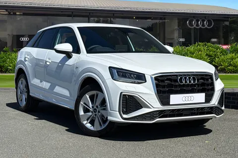  Audi Q2 1.0 TFSI 30 S line Euro 6 (s/s) 5dr Thumbnail #2