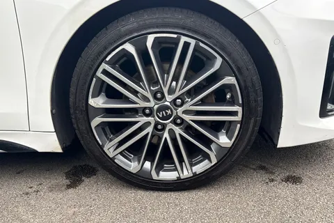 MT69RXR Kia Pro Ceed 1.4T GDi ISG GT-Line S 5dr DCT Thumbnail #9