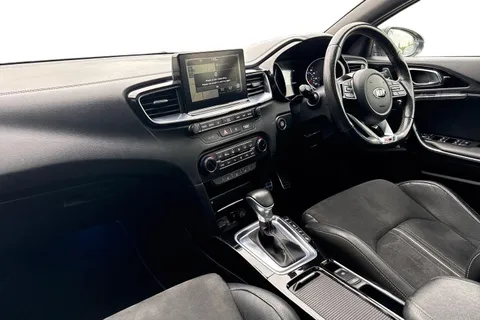 MT69RXR Kia Pro Ceed 1.4T GDi ISG GT-Line S 5dr DCT Thumbnail #14