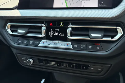 DS73HHO BMW 1 Series 1.5 118i M Sport (LCP) DCT Euro 6 (s/s) 5dr Thumbnail #19