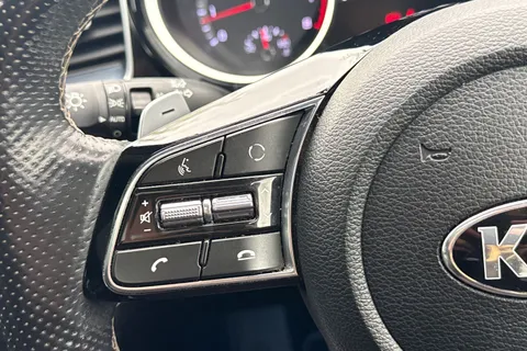 MT69RXR Kia Pro Ceed 1.4T GDi ISG GT-Line S 5dr DCT Thumbnail #33