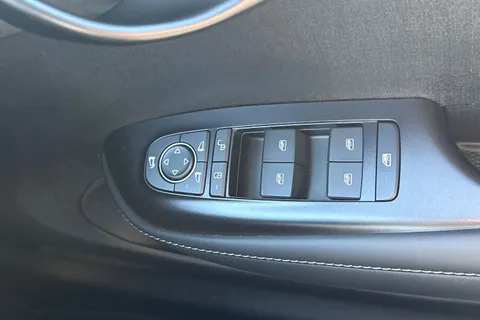 18 of 55 for BYD Dolphin 60.48kWh Comfort Auto 5dr