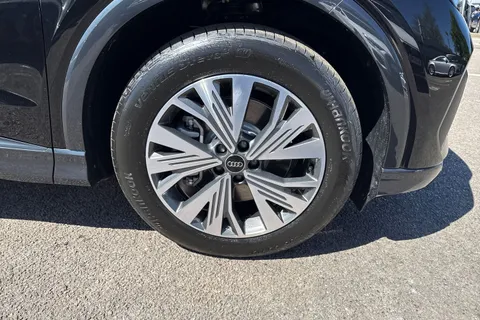 9 of 56 for Audi Q4 e-tron 40 Sport Auto 5dr 82kWh