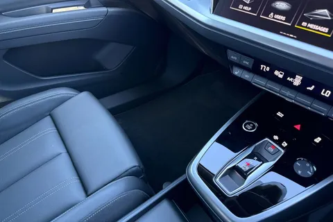 19 of 56 for Audi Q4 e-tron 40 Sport Auto 5dr 82kWh