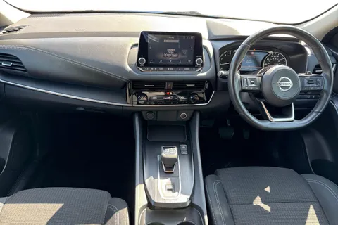 DC22HVR Nissan Qashqai 1.3 DIG-T MHEV Acenta Premium XTRON Euro 6 (s/s) 5dr Thumbnail #17