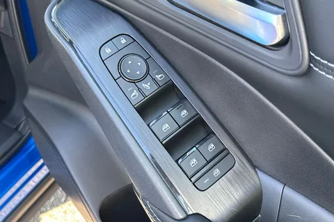 DC22HVR Nissan Qashqai 1.3 DIG-T MHEV Acenta Premium XTRON Euro 6 (s/s) 5dr Thumbnail #23