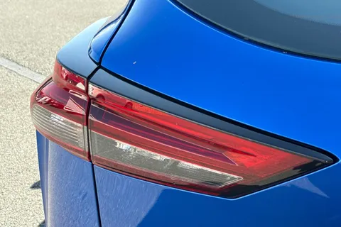 DC22HVR Nissan Qashqai 1.3 DIG-T MHEV Acenta Premium XTRON Euro 6 (s/s) 5dr Thumbnail #31