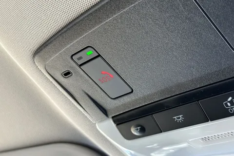 DC22HVR Nissan Qashqai 1.3 DIG-T MHEV Acenta Premium XTRON Euro 6 (s/s) 5dr Thumbnail #42