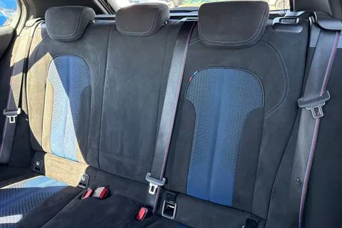 NA22ONJ BMW 1 Series 2.0 M135i Auto xDrive Euro 6 (s/s) 5dr Thumbnail #19