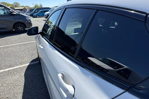 NA22ONJ BMW 1 Series 2.0 M135i Auto xDrive Euro 6 (s/s) 5dr Thumbnail #32