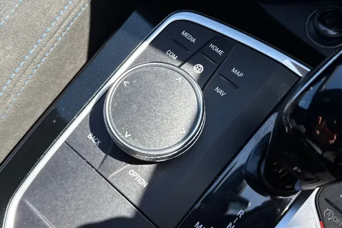 NA22ONJ BMW 1 Series 2.0 M135i Auto xDrive Euro 6 (s/s) 5dr Thumbnail #42