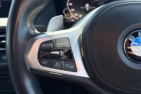 NA22ONJ BMW 1 Series 2.0 M135i Auto xDrive Euro 6 (s/s) 5dr Thumbnail #44