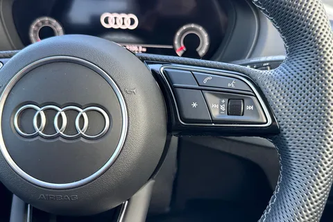 DX75TYO Audi Q2 Black Edition 30 TFSI  116 PS 6-speed Thumbnail #28