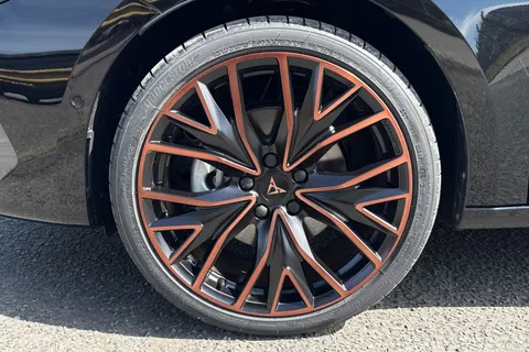 KW75TNK CUPRA Leon 1.5 eTSI 150 V3 5dr DSG Thumbnail #9