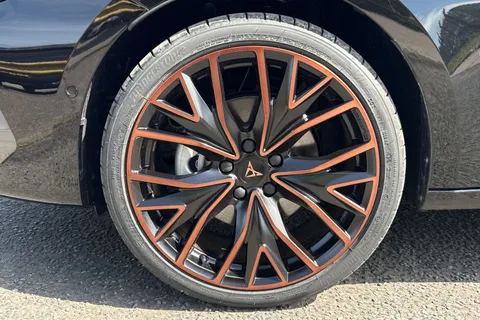 KW75TNK CUPRA Leon 1.5 eTSI 150 V3 5dr DSG Thumbnail #10