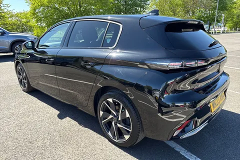 MK23XNA PEUGEOT 308 1.2 PureTech Allure Premium EAT Euro 6 (s/s) 5dr Thumbnail #29