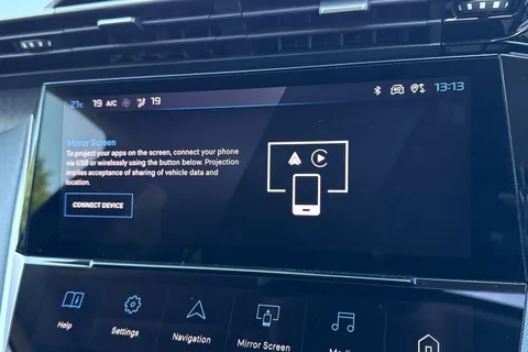 MK23XNA PEUGEOT 308 1.2 PureTech Allure Premium EAT Euro 6 (s/s) 5dr Thumbnail #44