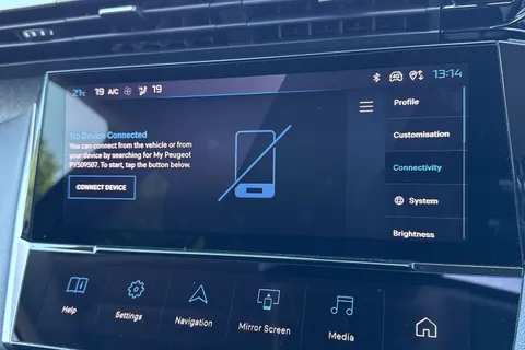 MK23XNA PEUGEOT 308 1.2 PureTech Allure Premium EAT Euro 6 (s/s) 5dr Thumbnail #45